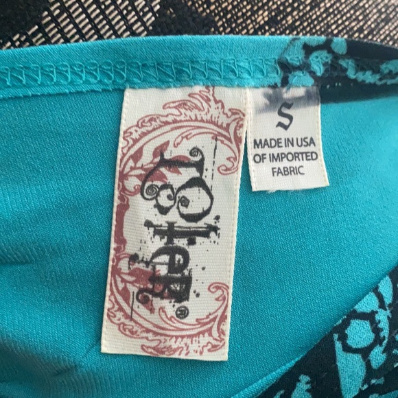 Top - Picture 4 of 4